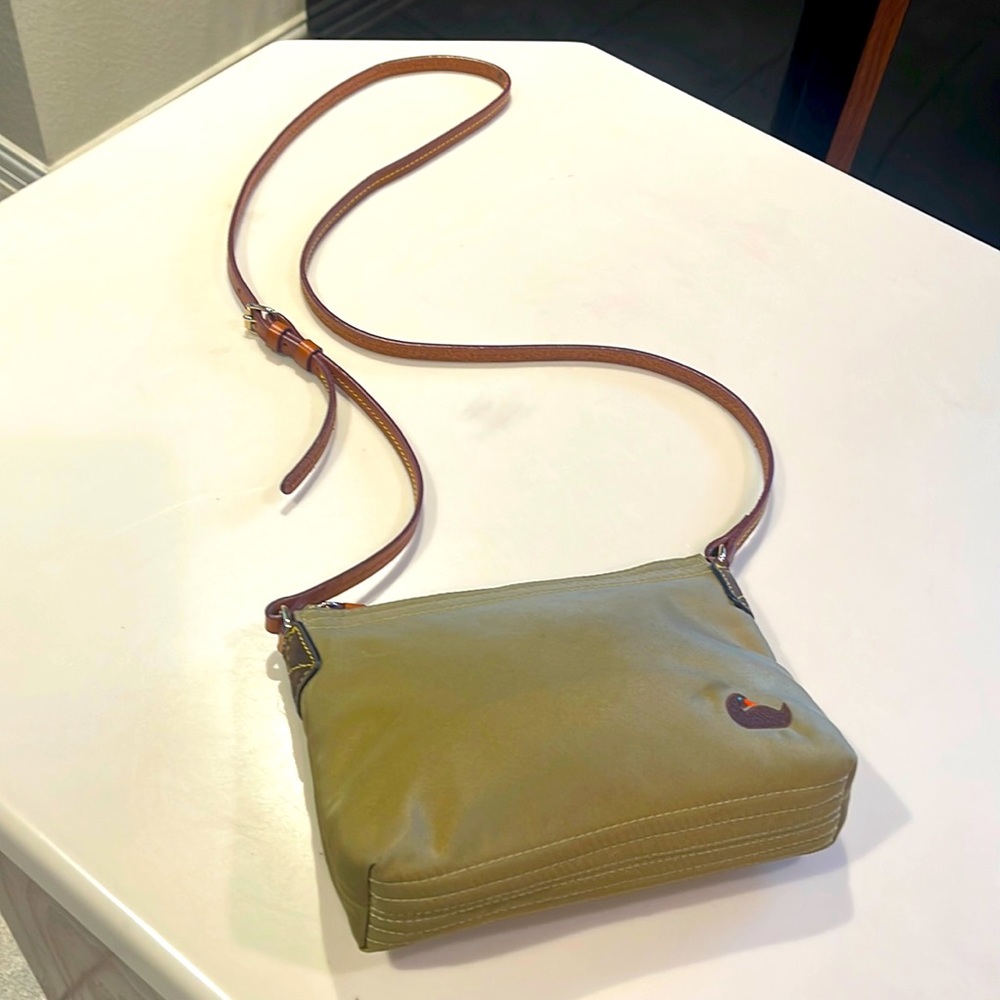 Dooney & Bourke Nylon crossbody - SOLD!!!!